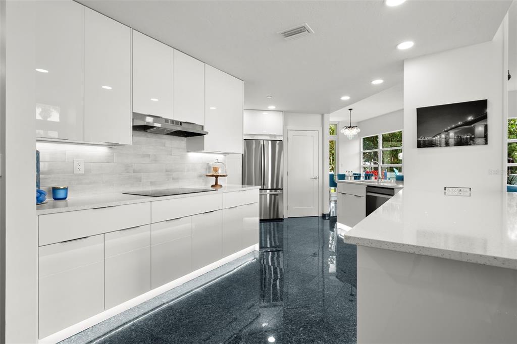 988 Boulevard Of The Arts, Unit 109 Sarasota, FL 34236 - Photo 25 of 92