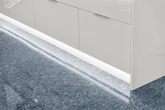 $18,000 | 988 Boulevard Of The Arts, Unit 109, Sarasota, FL 34236