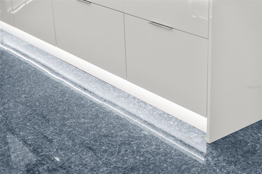 988 Boulevard Of The Arts, Unit 109 Sarasota, FL 34236 - Photo 26 of 92