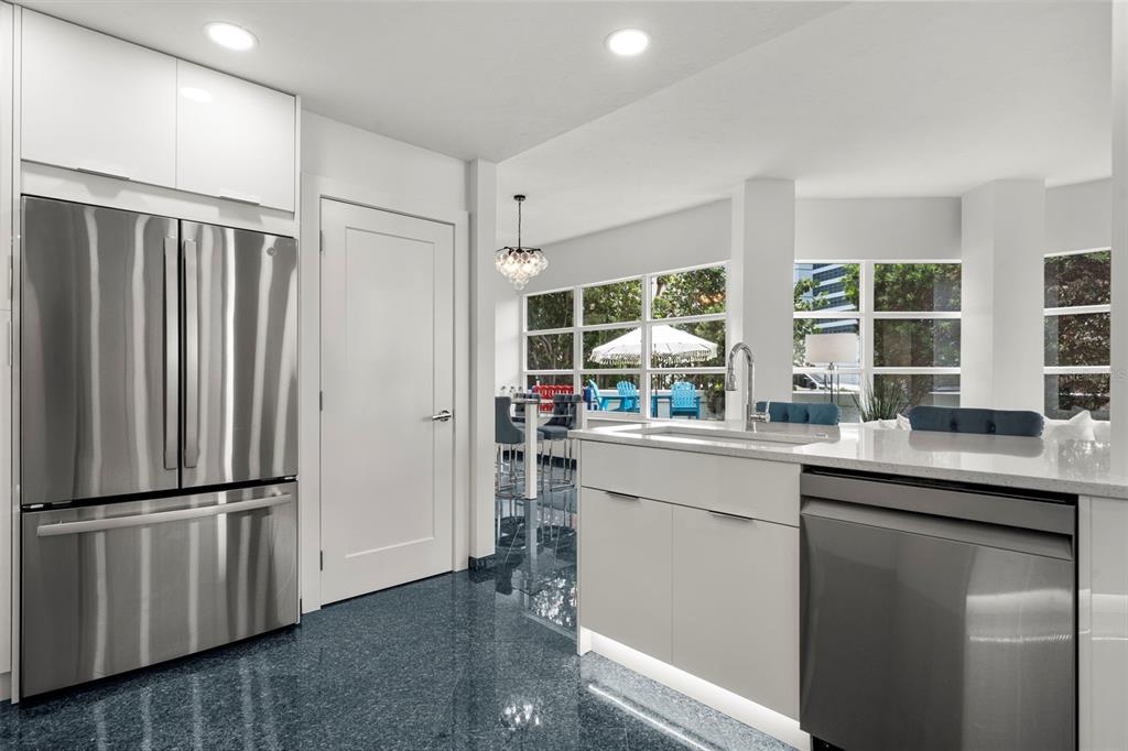 988 Boulevard Of The Arts, Unit 109 Sarasota, FL 34236 - Photo 27 of 92