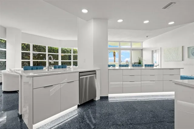 $18,000 | 988 Boulevard Of The Arts, Unit 109, Sarasota, FL 34236