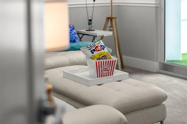 $18,000 | 988 Boulevard Of The Arts, Unit 109, Sarasota, FL 34236