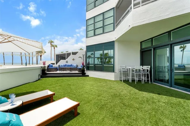 $18,000 | 988 Boulevard Of The Arts, Unit 109, Sarasota, FL 34236