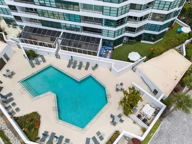 $18,000 | 988 Boulevard Of The Arts, Unit 109, Sarasota, FL 34236