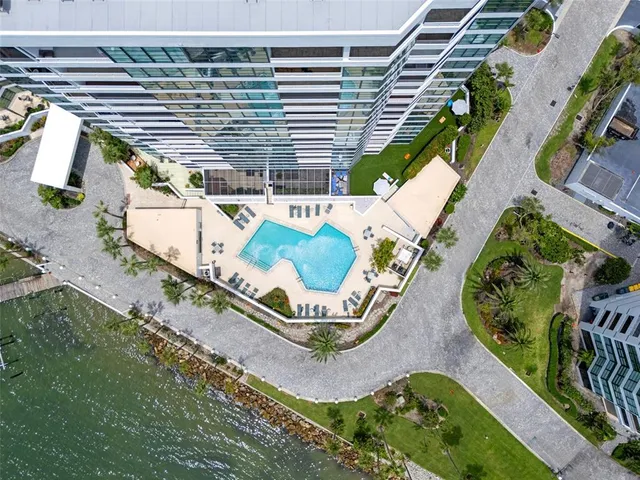 $18,000 | 988 Boulevard Of The Arts, Unit 109, Sarasota, FL 34236