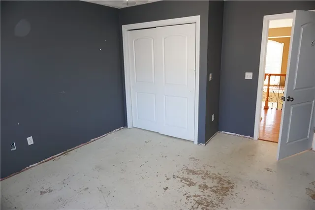 $700,000 | 16 Louise Ann Drive, Smithfield, RI 02917