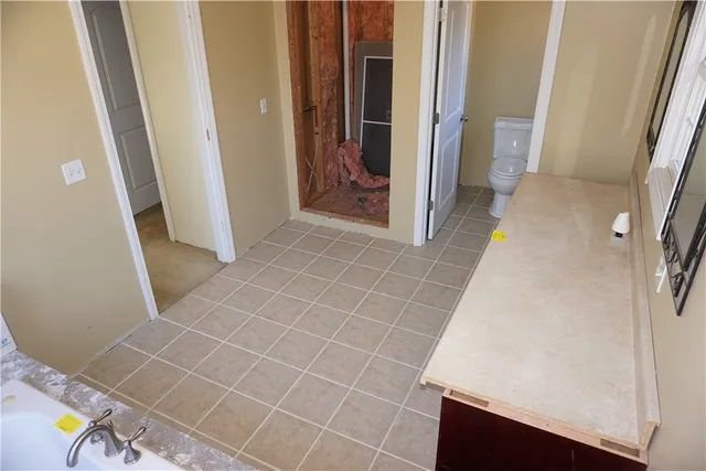 $700,000 | 16 Louise Ann Drive, Smithfield, RI 02917