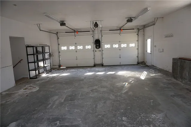 $700,000 | 16 Louise Ann Drive, Smithfield, RI 02917