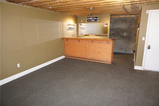 $700,000 | 16 Louise Ann Drive, Smithfield, RI 02917