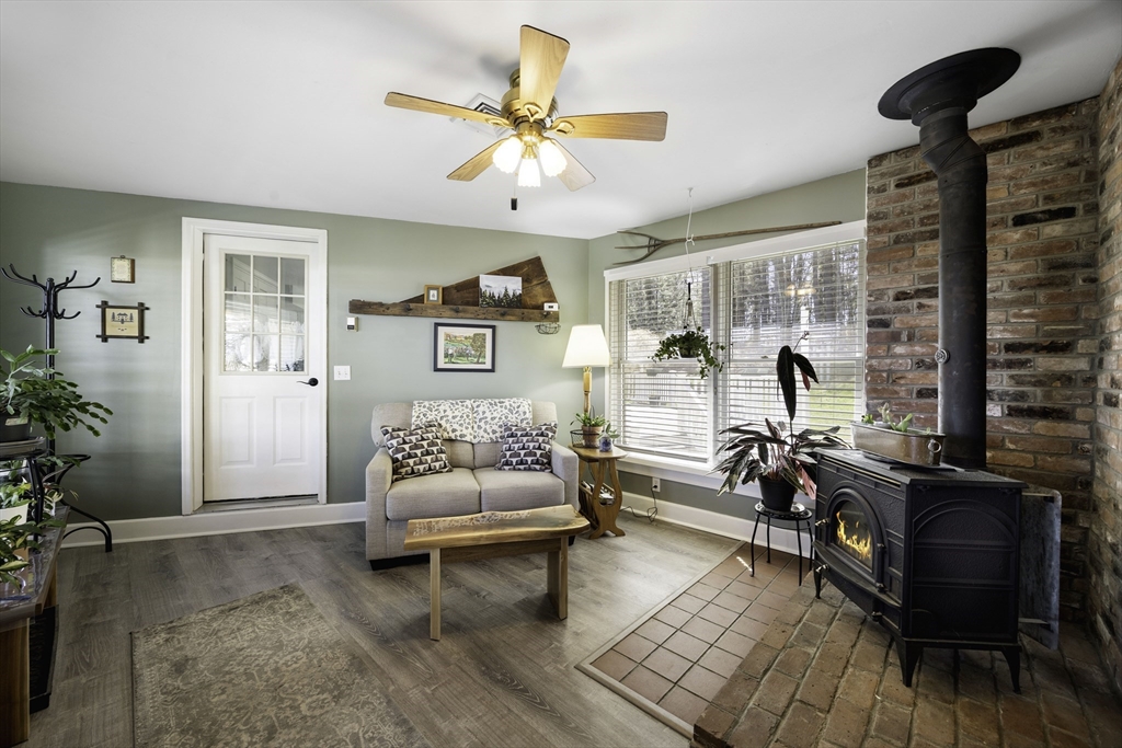 7 Lyman Street Granby, MA 01033 - Photo 21 of 41