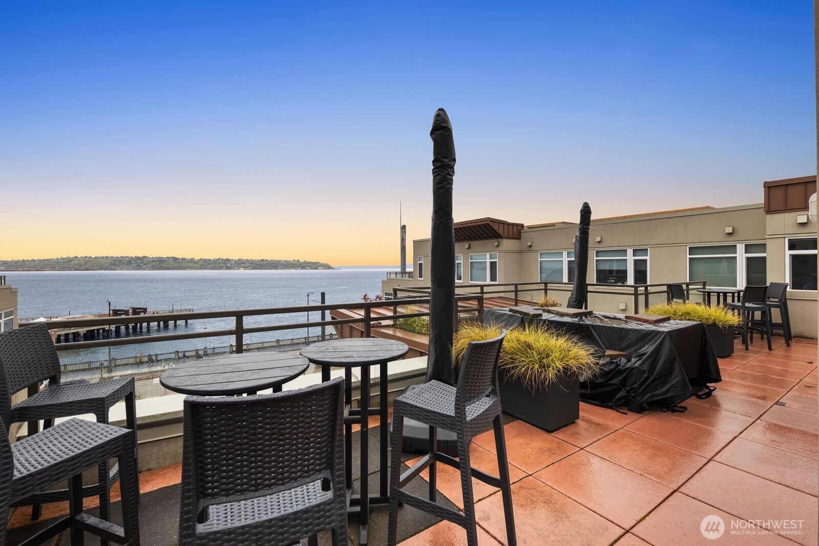 1900 Alaskan Way, Unit 316 Seattle, WA 98101 - Photo 27 of 38