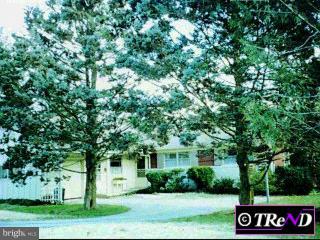 33 Chetwynd Road Paoli, PA 19301 - Photo 1 of 1