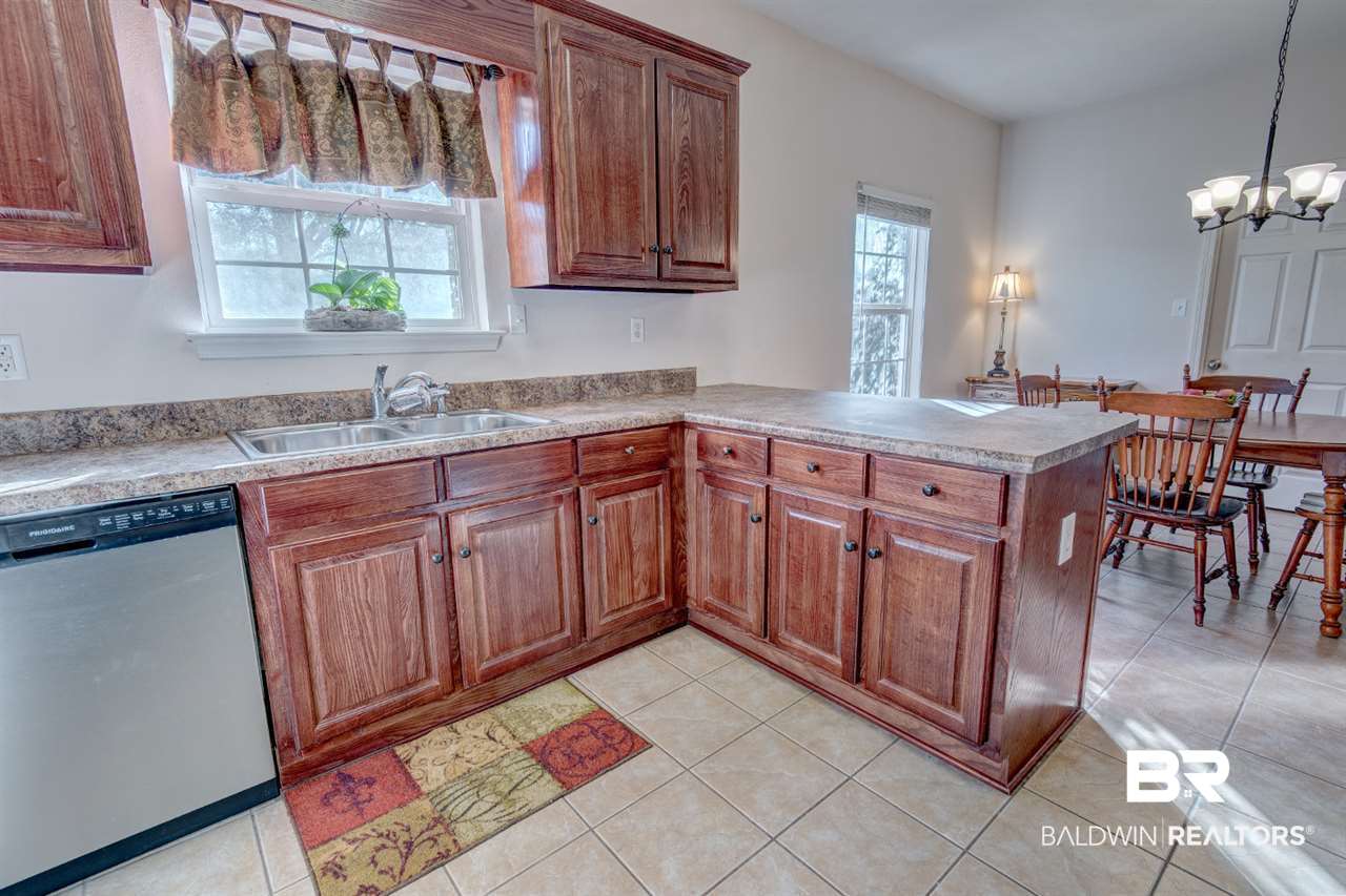 15612 Beasley Road Foley, AL 36535 - Photo 5 of 31