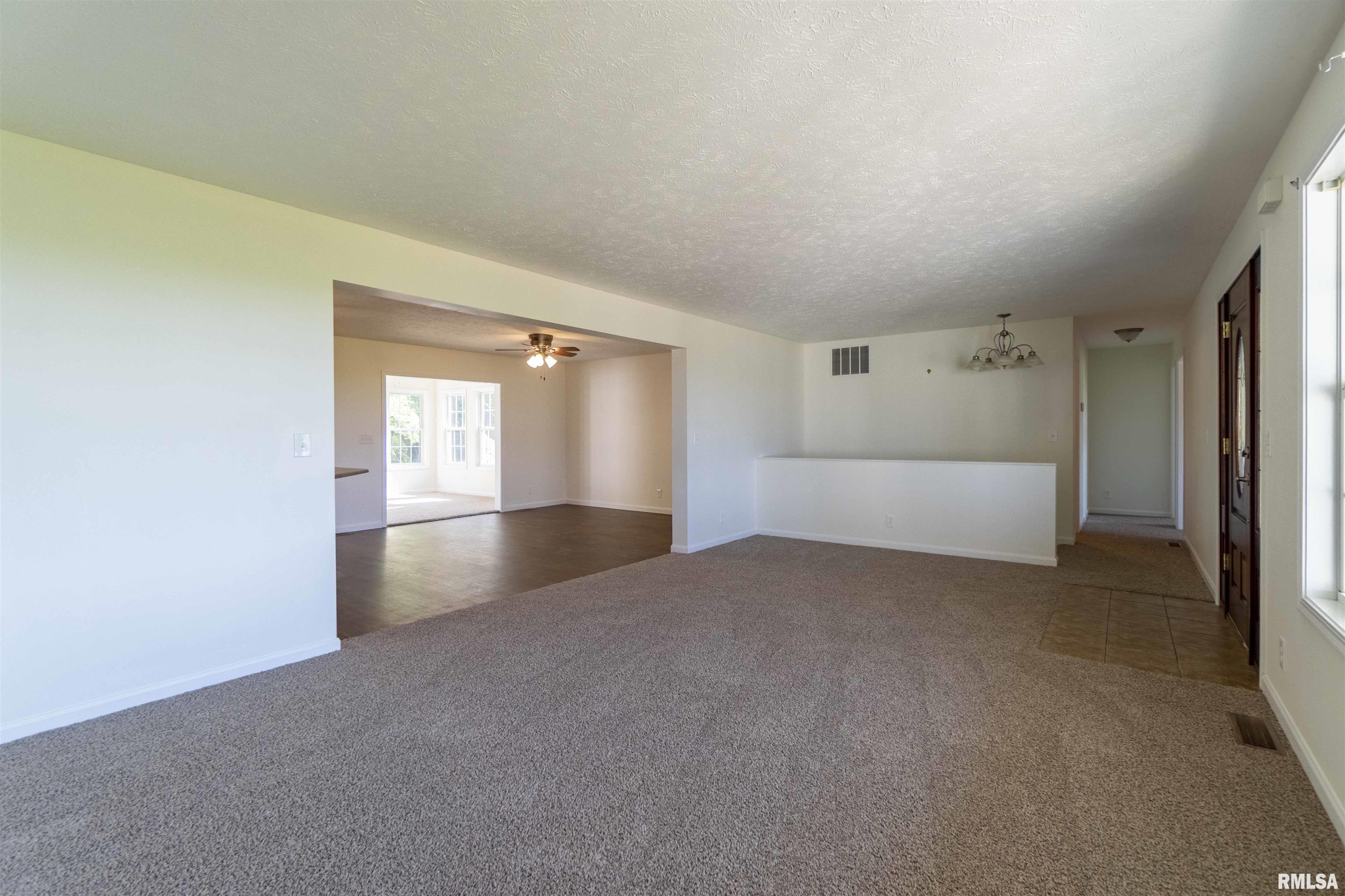 16694 Goeken Road Green Valley, IL 61534 - Photo 5 of 40