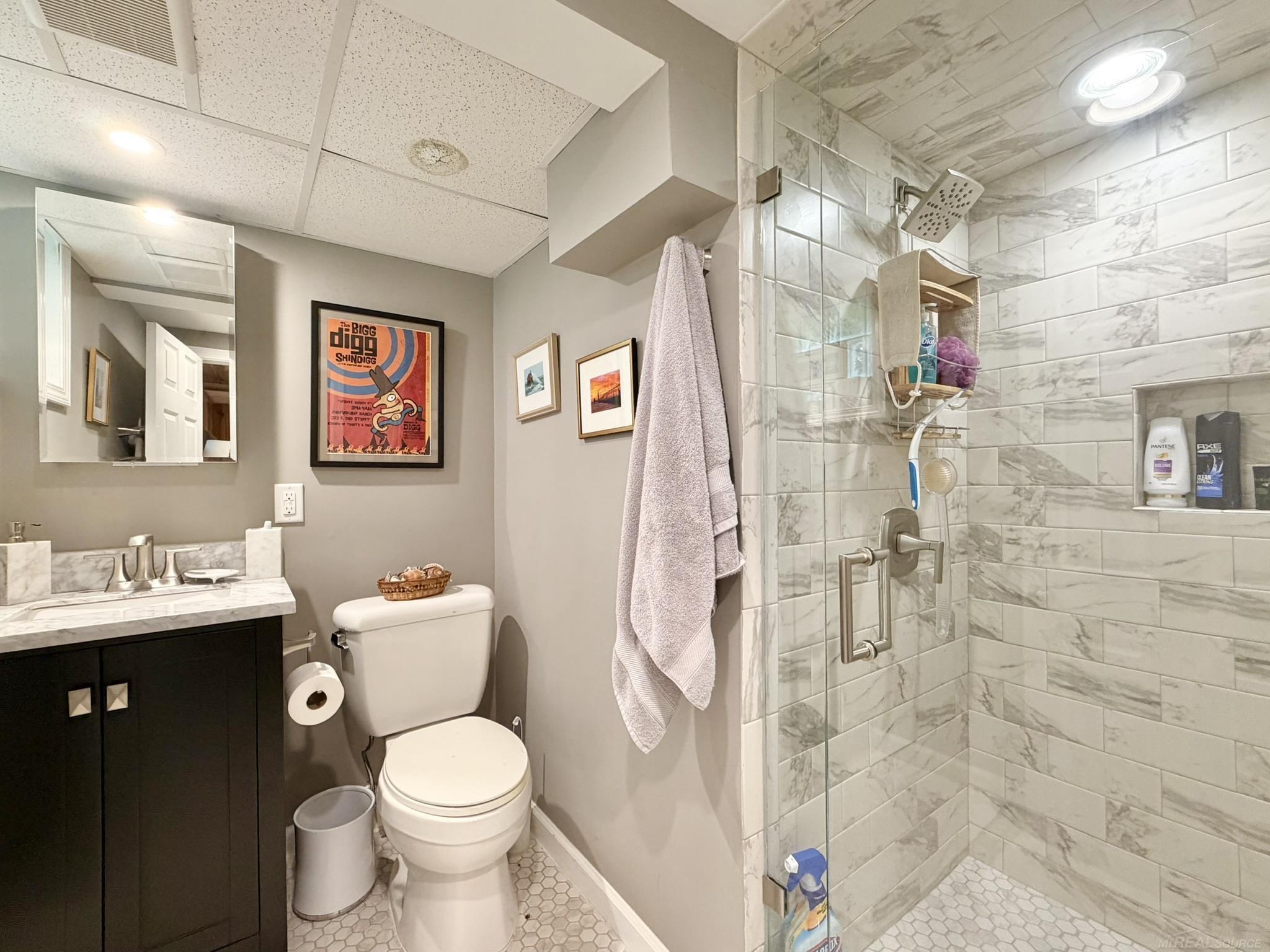 1622 Crooks Road Royal Oak, MI 48067 - Photo 27 of 30 50223580-d9b42e8d-7bd3-471b-9bcc-6ffe6ada5ad9.JPG