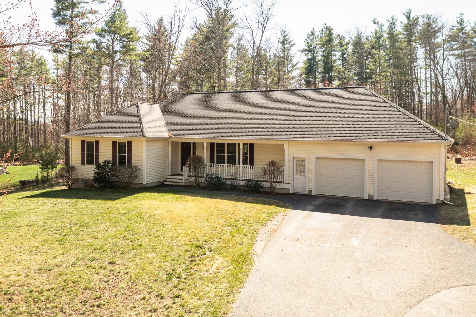 227 Lowell Street Rochester, NH 03867 - Photo 1 of 21