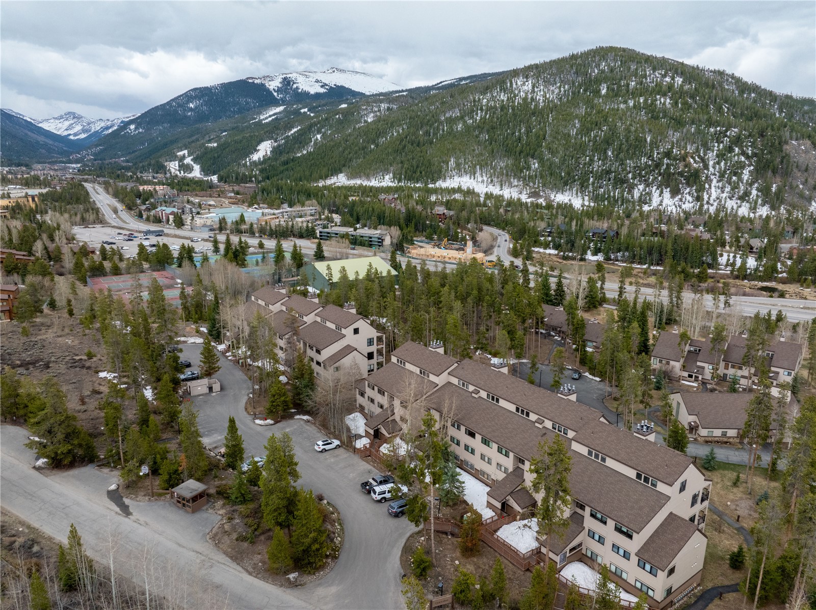 180 Tennis Club Road, Unit 1655 Keystone, CO 80435 - Photo 5 of 48 a view of a lake with a mountain
