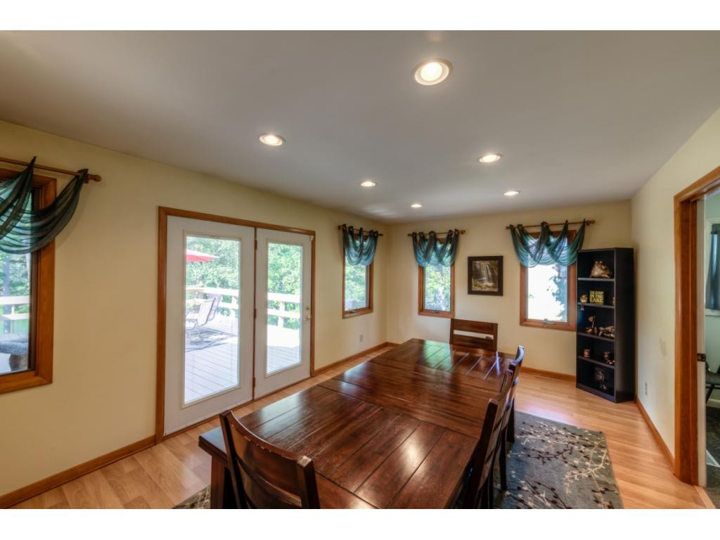 449 Lakeshore Road Bluff City, TN 37618 - Photo 8 of 32 Photo 8