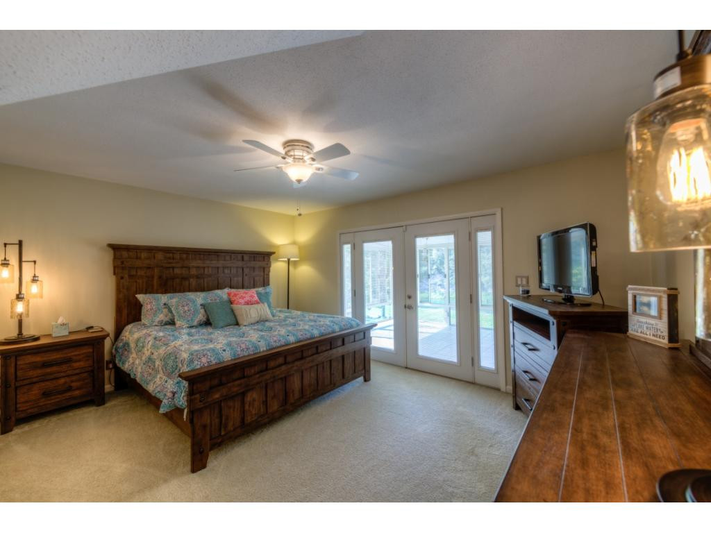449 Lakeshore Road Bluff City, TN 37618 - Photo 10 of 32 Photo 10