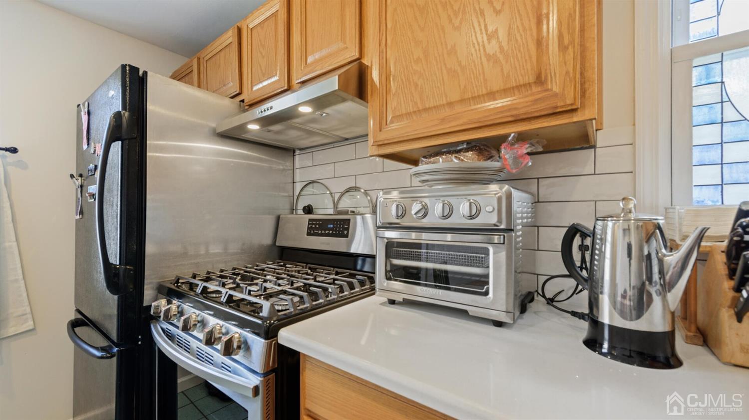 21 Highfield Road Colonia, NJ 07067 - Photo 16 of 26 Kitchen - view 3