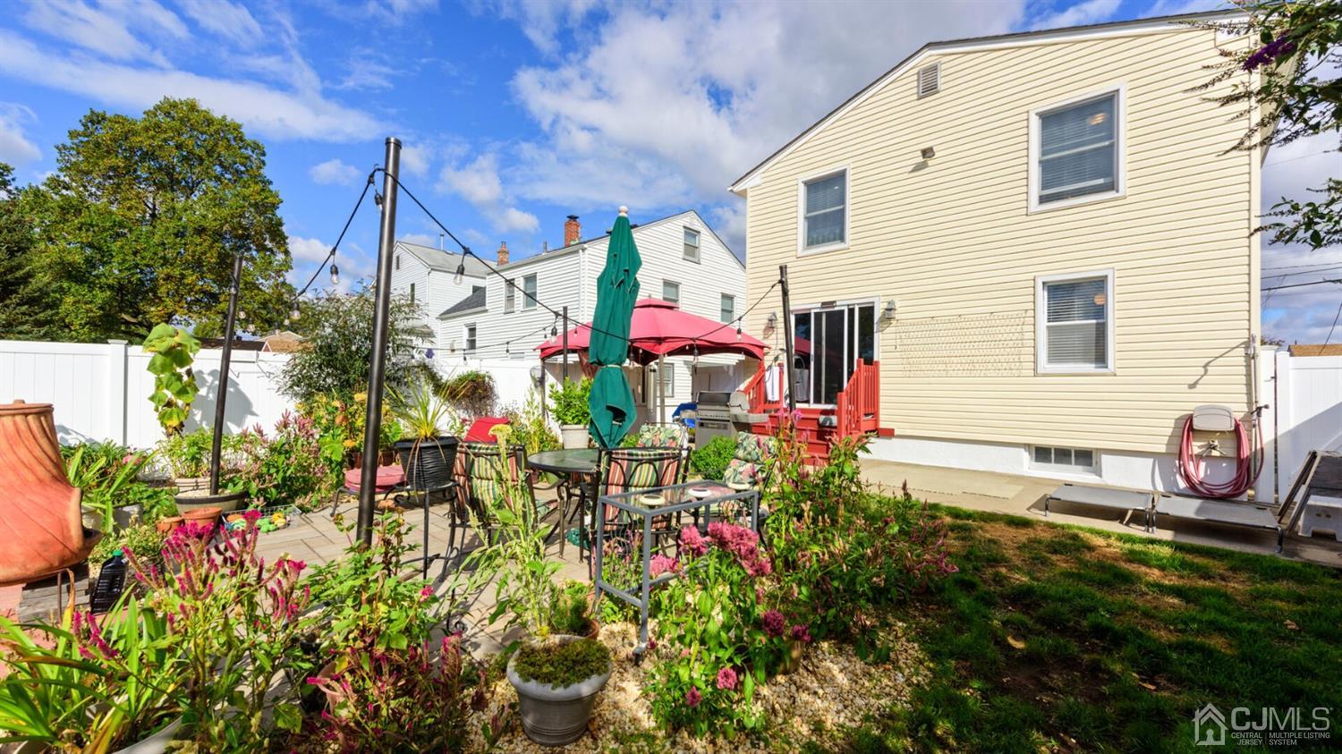 21 Highfield Road Colonia, NJ 07067 - Photo 26 of 26 Backyard