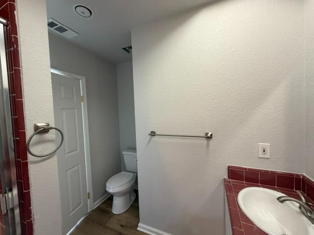 470 2nd Street Gustine, CA 95322 - Photo 48 of 70 Primary #2 Bathroom