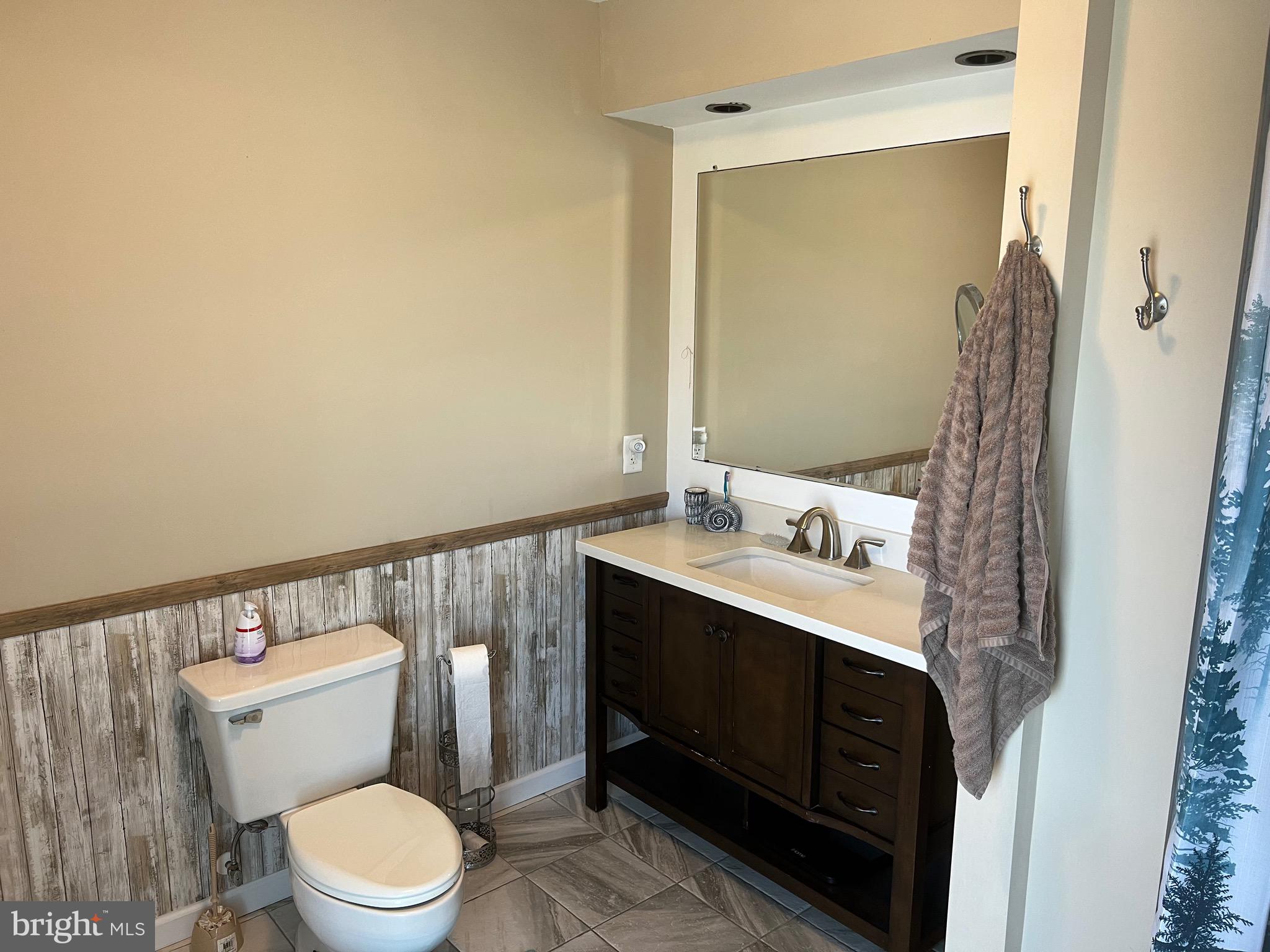 25980 Rumbley Road Westover, MD 21871 - Photo 23 of 78 Huge Primary Bath