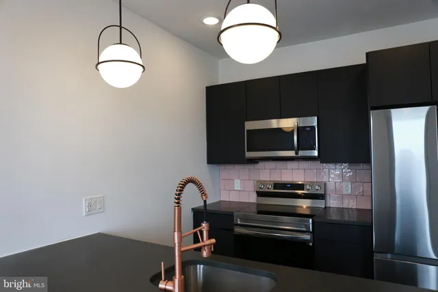 a bathroom with a toilet