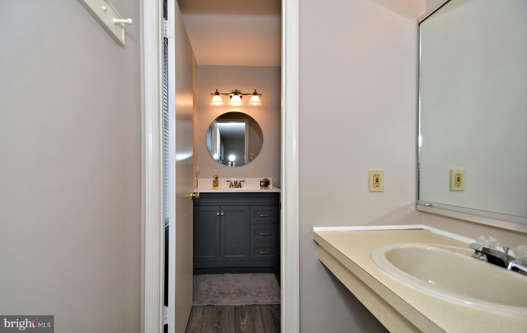 119 Hampton Drive Langhorne, PA 19047 - Photo 35 of 62 Dressing Area / Master Bath