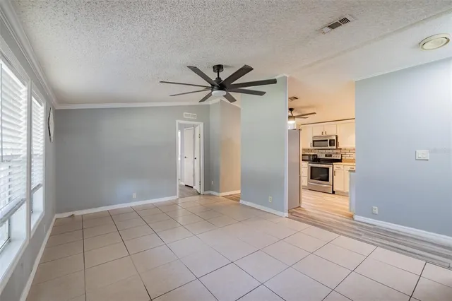 $365,000 | 18832 Dorman Road, Lithia, FL 33547