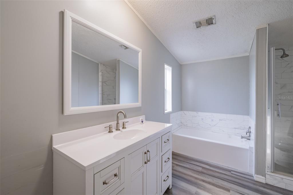 18832 Dorman Road Lithia, FL 33547 - Photo 25 of 48