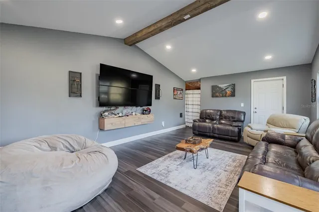 $365,000 | 18832 Dorman Road, Lithia, FL 33547