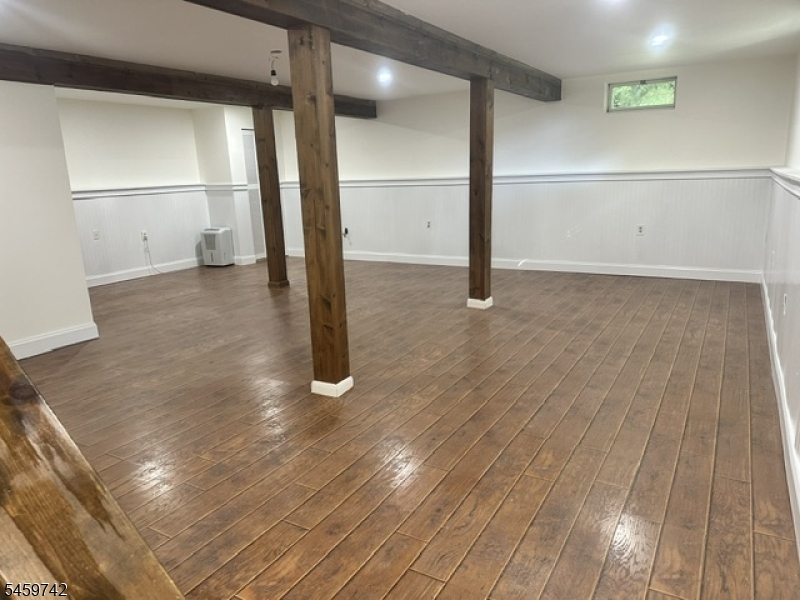 1058 Hoffman Road Bridgewater, NJ 08807 - Photo 20 of 25 Gallery Image 20