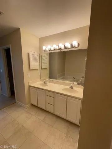 $2,400 | 403 Broughton Drive, Greensboro, NC 27410