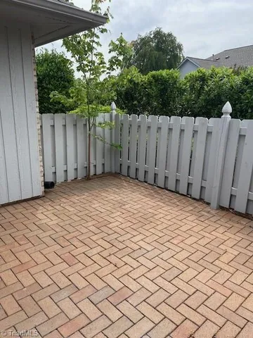 $2,400 | 403 Broughton Drive, Greensboro, NC 27410