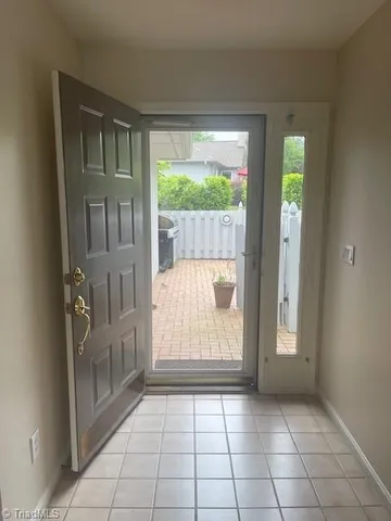 $2,400 | 403 Broughton Drive, Greensboro, NC 27410