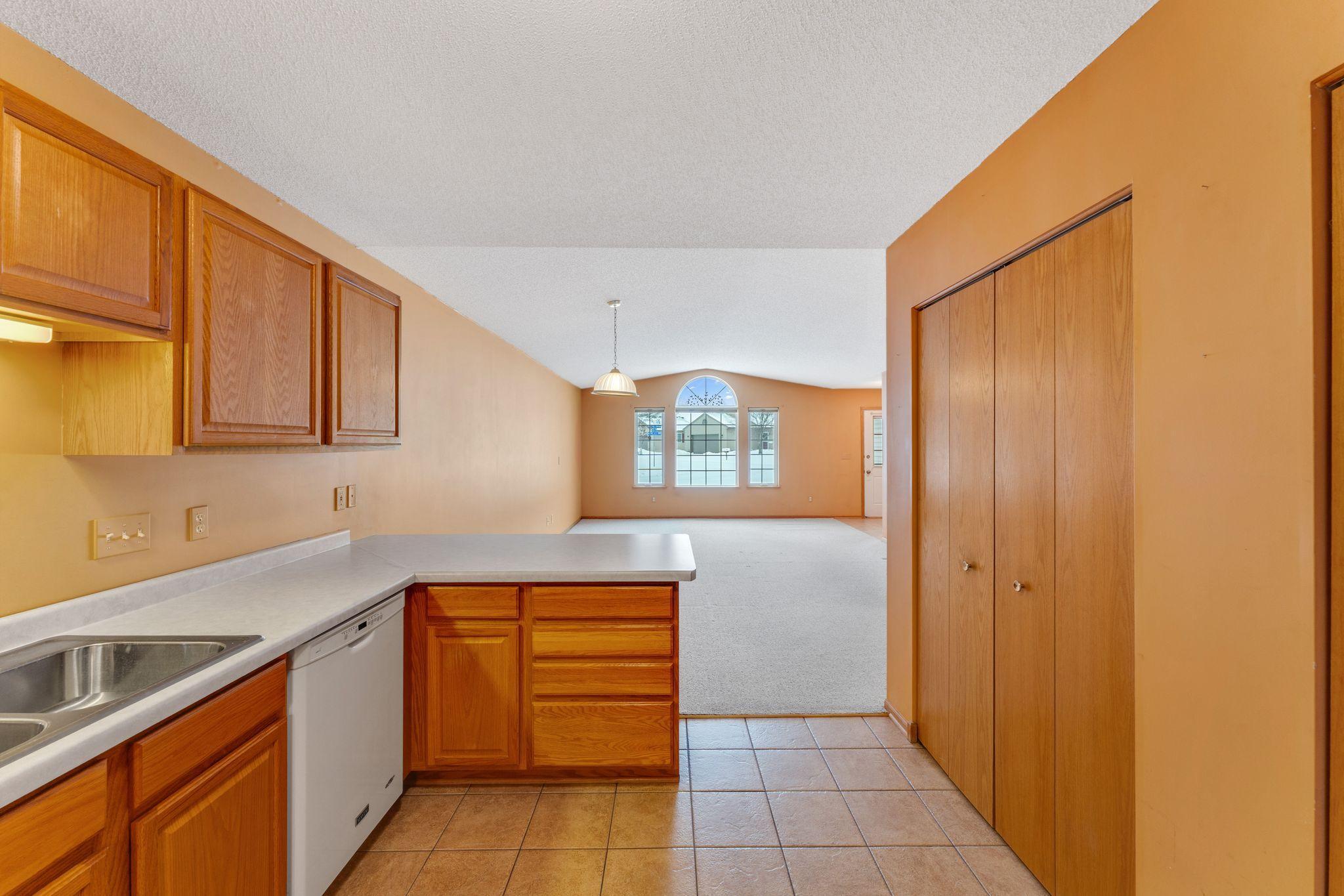 4913 34th Court Northwest Rochester, MN 55901 - Photo 15 of 28