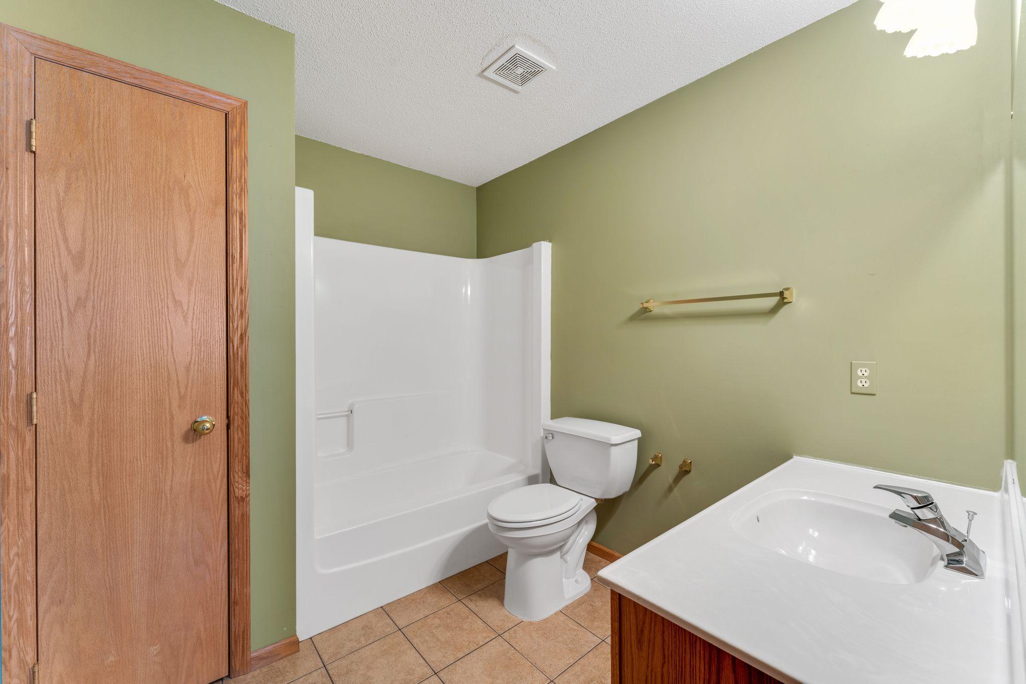 4913 34th Court Northwest Rochester, MN 55901 - Photo 19 of 28