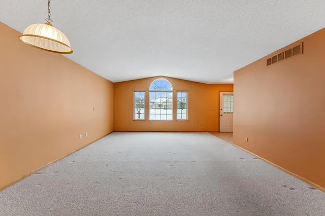 $260,000 | 4913 34th Court Northwest, Rochester, MN 55901