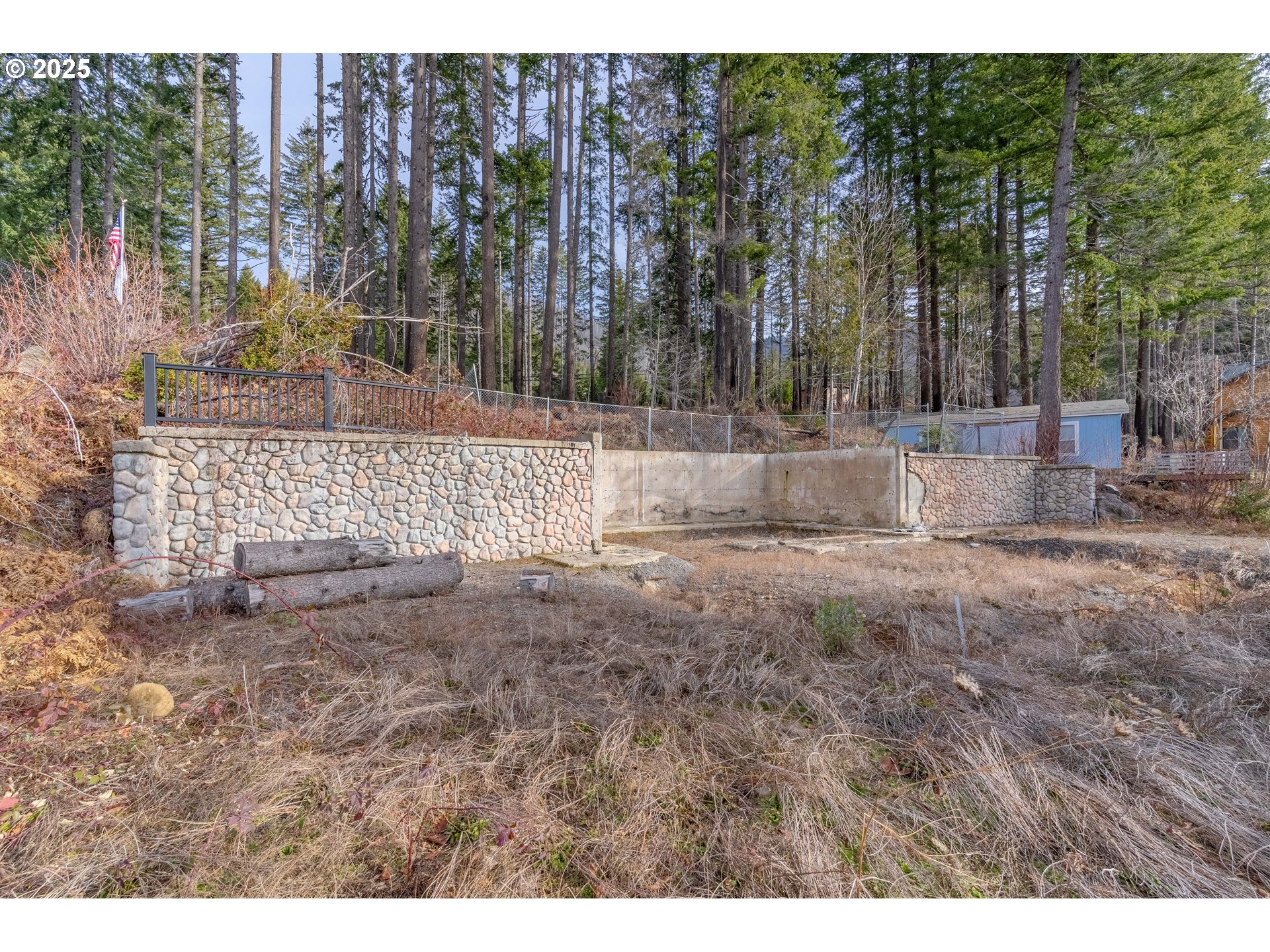 360 Detroit Road South Detroit, OR 97342 - Photo 14 of 17