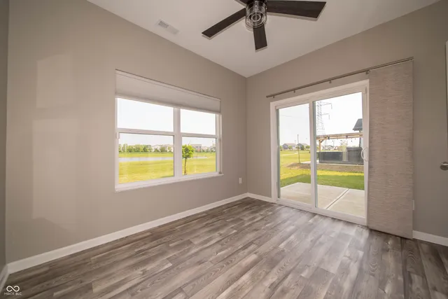 $2,350 | 7062 English Oak Drive, McCordsville, IN 46055