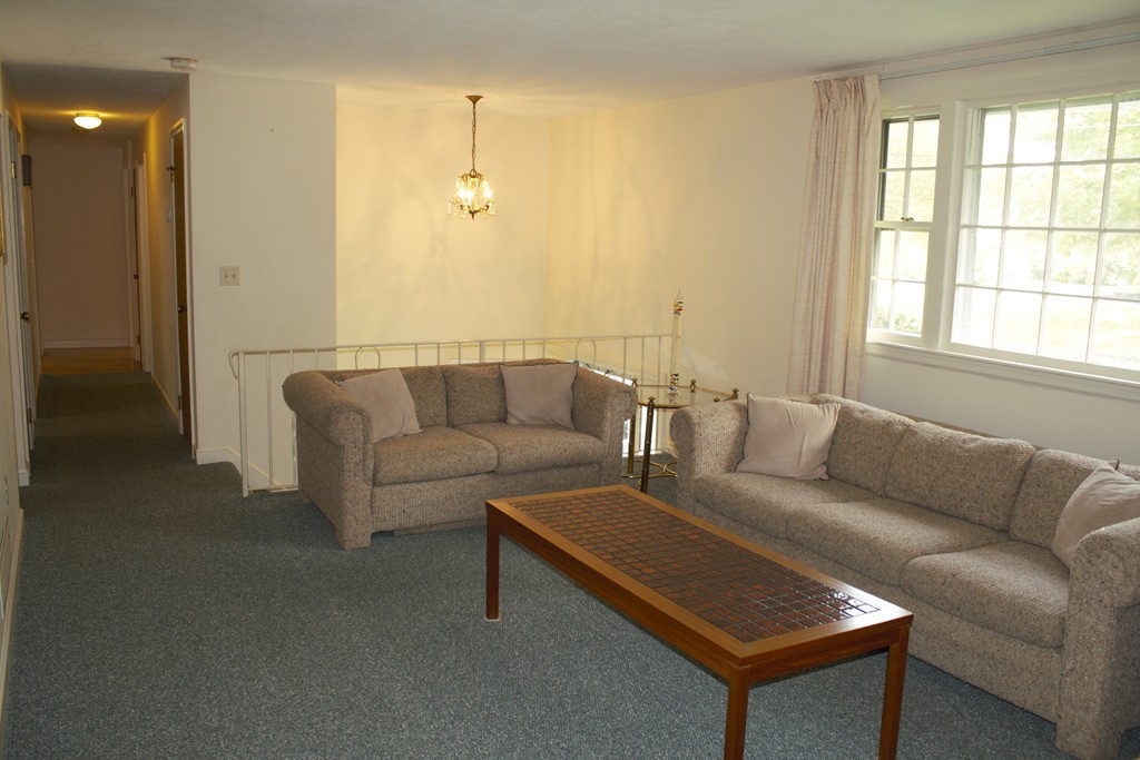 43 Woodmere Road Framingham, MA 01701 - Photo 7 of 22 Gallery Image 7