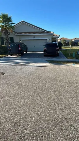 $1,300 | 1019 Oak Bluff Drive, Davenport, FL 33837