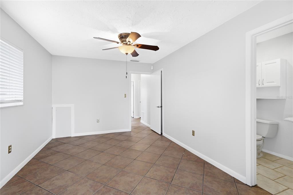 3236 Ashton Road Sarasota, FL 34231 - Photo 24 of 33