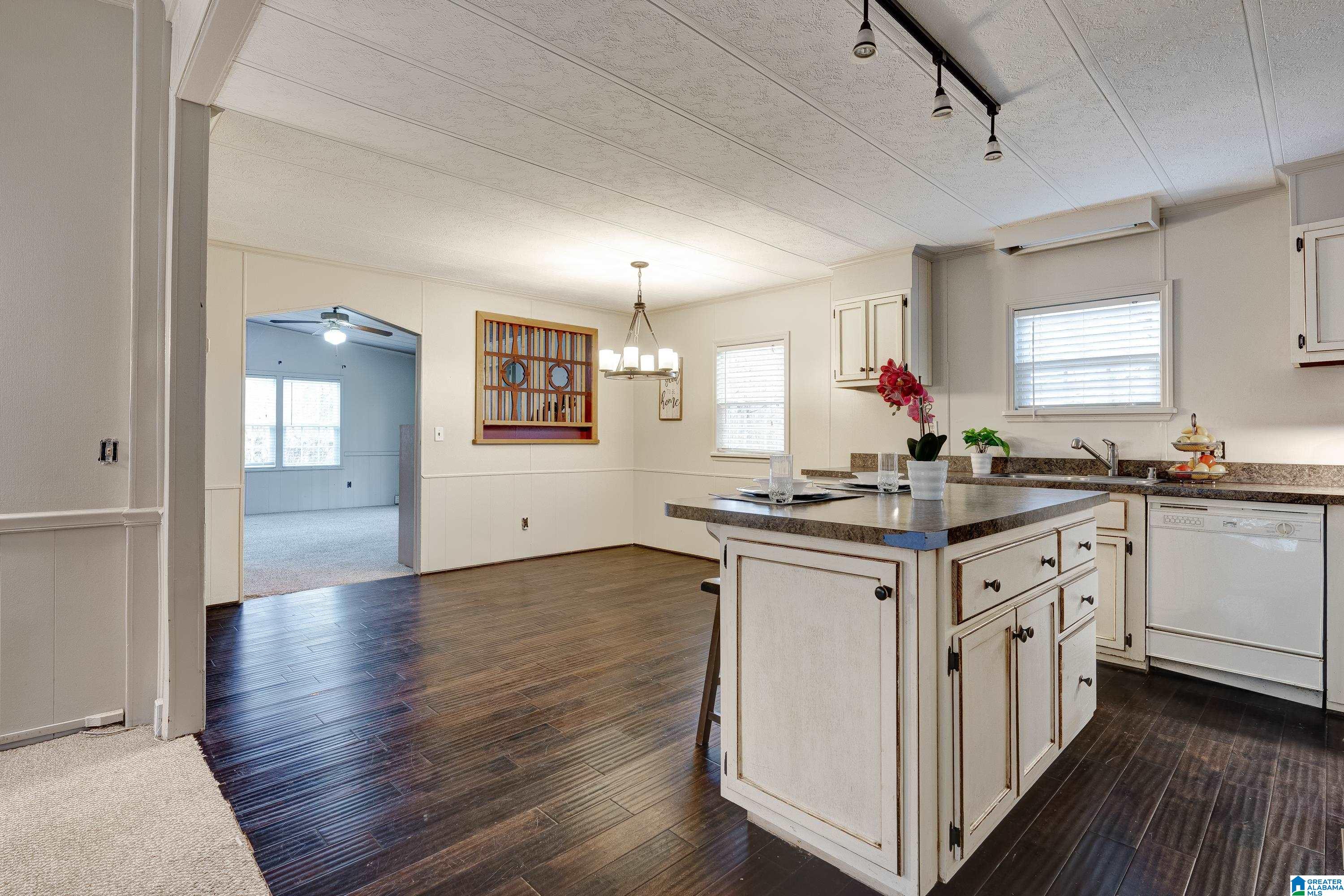 8422 Clayton Road Springville, AL 35146 - Photo 9 of 28