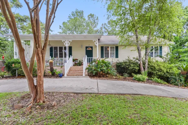 $263,500 | 6658 Ahekolo Circle, Diamondhead, MS 39525