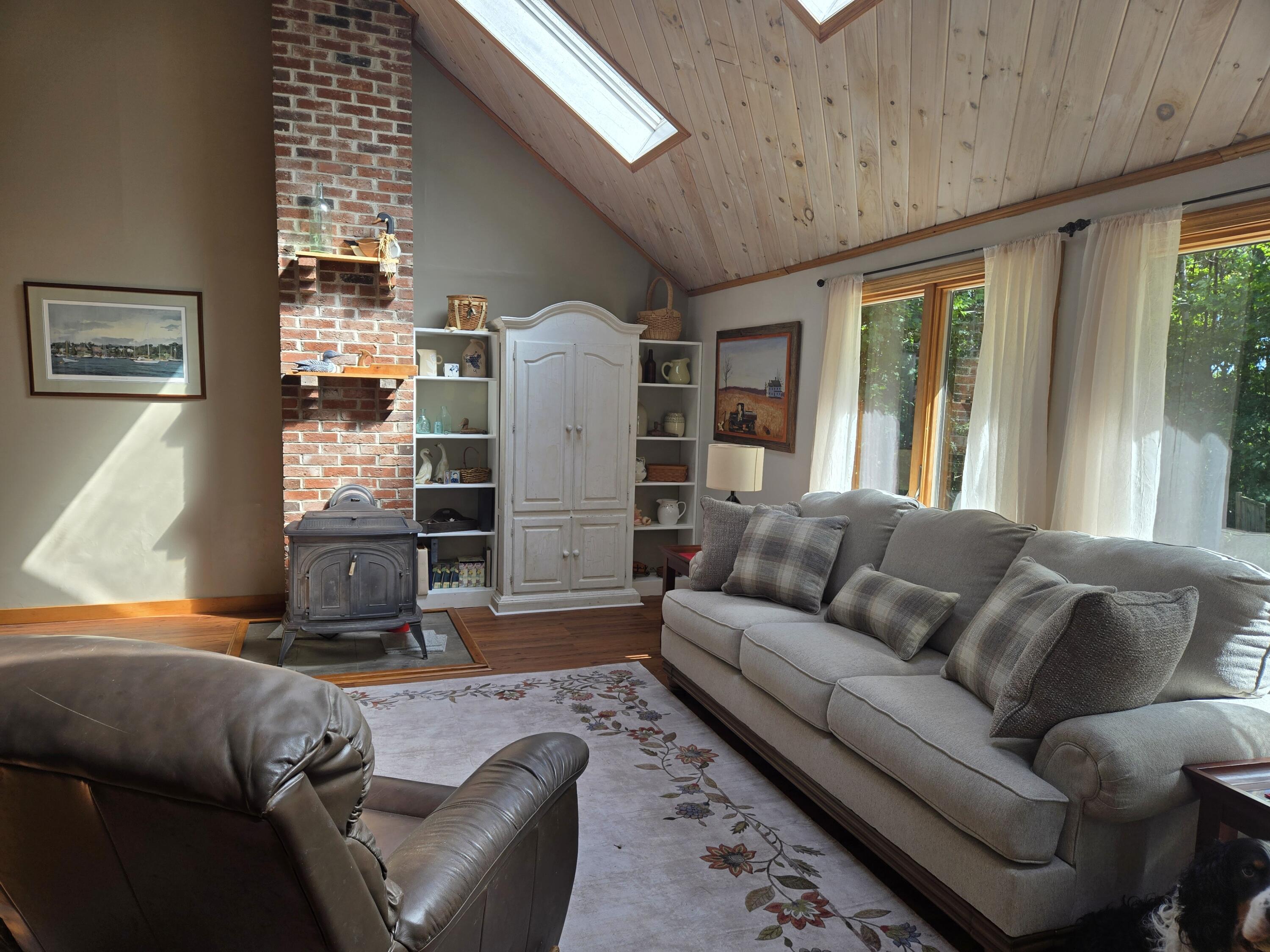 242 Molyneaux Road Camden, ME 04843 - Photo 4 of 23 living room