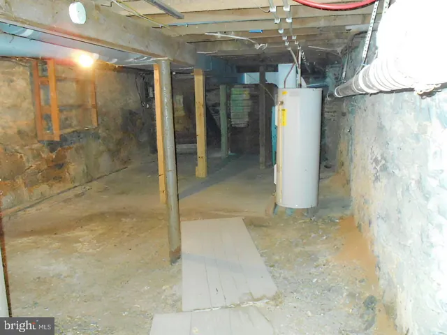 $143,000 | 19 North Queen Street, Shippensburg, PA 17257