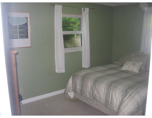 18 Ruthellen Road Framingham, MA 01701 - Photo 9 of 12 Gallery Image 9