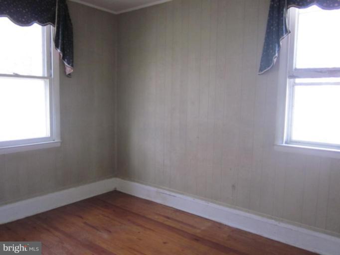 104 West Edgevale Road Brooklyn, MD 21225 - Photo 3 of 6 Bedroom 1